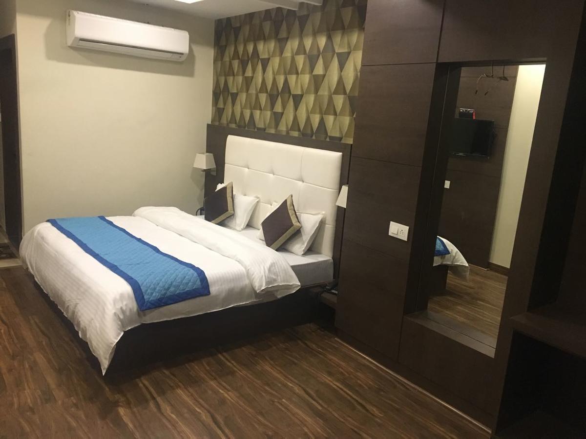 Arya Sheraton Hotel Ajmer Exterior foto